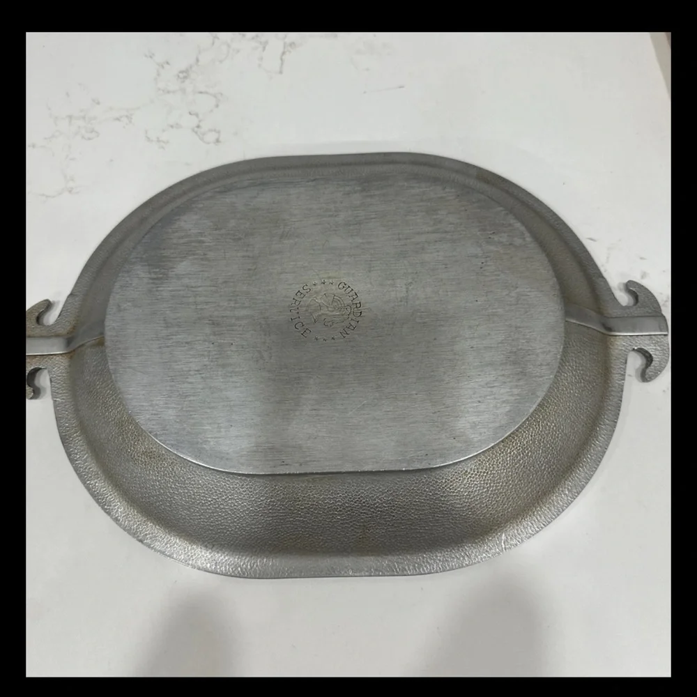 Vintage Guardian Service Ware 13” Cast Aluminum Oval Cookware/Serving Platter